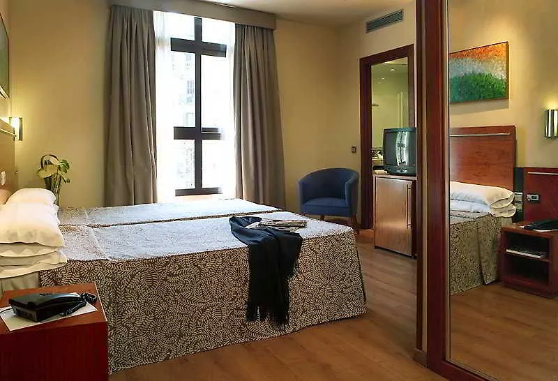 Hotel Garbi Millenni Barcelona 4*,