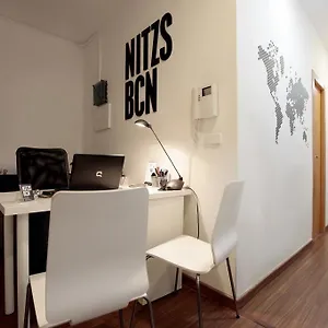 https://hostal-nitzs-bcn.topbarcelonahotels.com